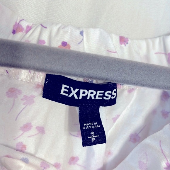 EXPRESS off the shoulder crop - Picture 6 of 6